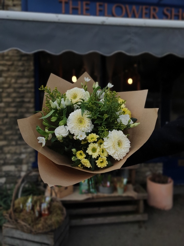 Neutral Handtied Bouquet Bouquet