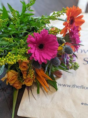 Bright Assorted Cut stems Bouquet